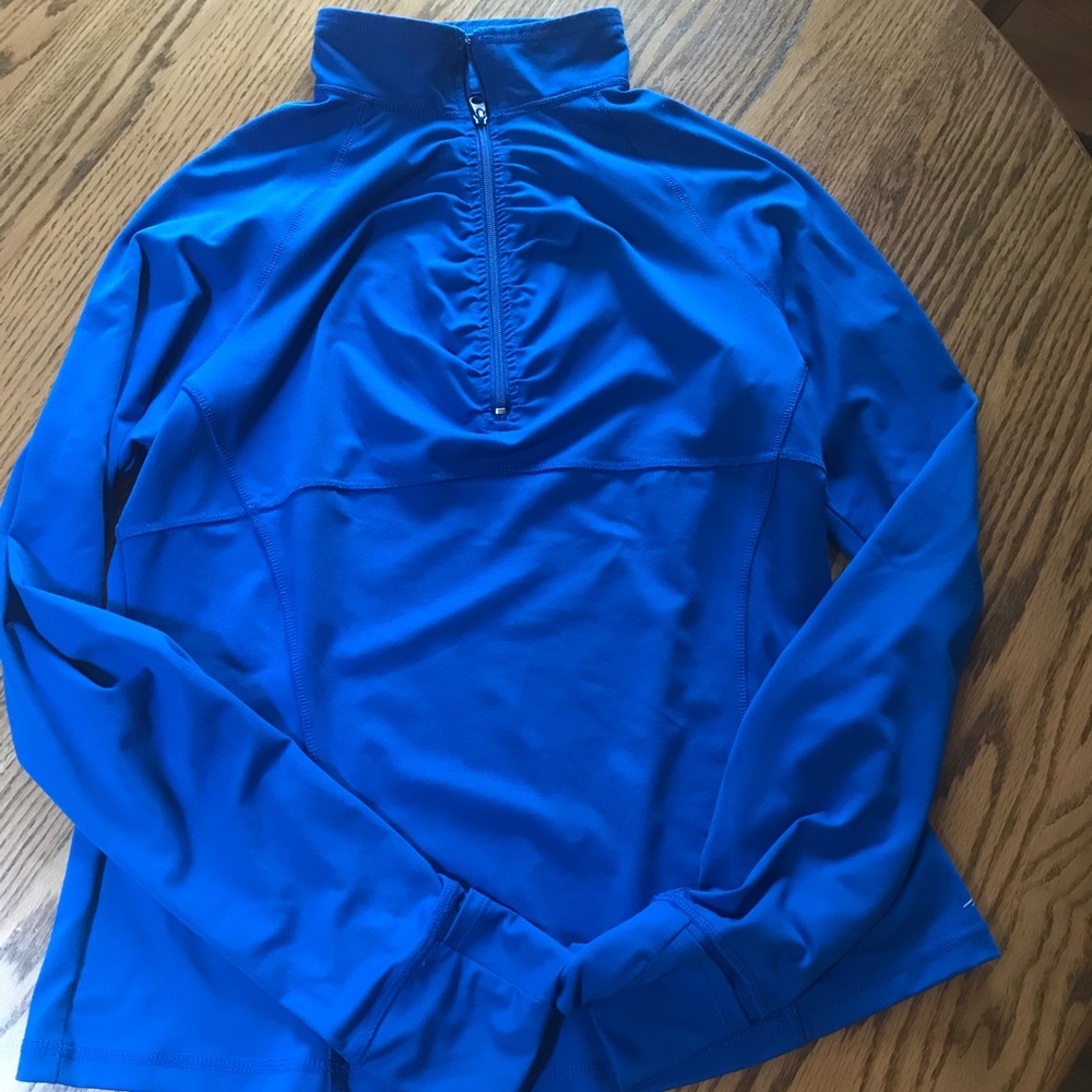 Exertek Active wear. 3/4 zip pullover.